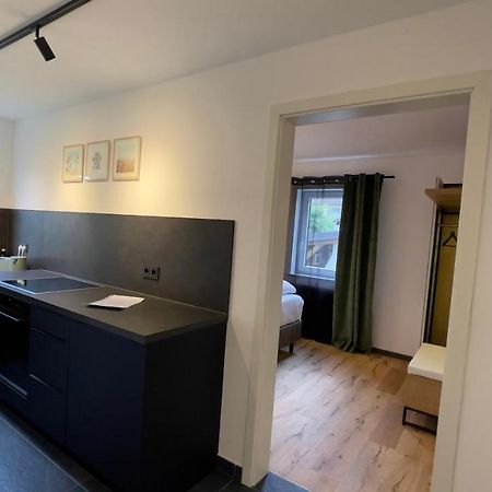 הרצוגנאוראך Uraha Apartments מראה חיצוני תמונה