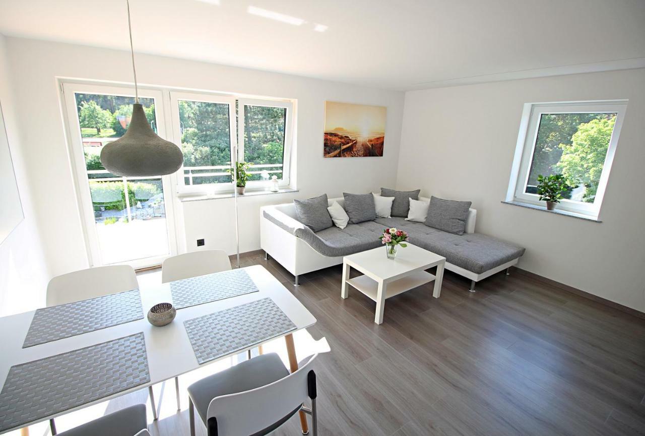 הרצוגנאוראך Uraha Apartments מראה חיצוני תמונה